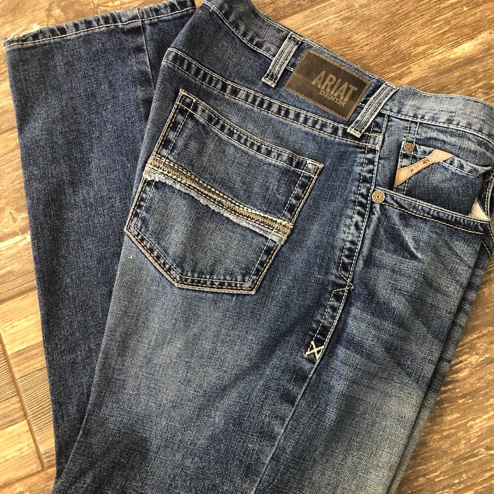 Men's ARIAT M2 Stirling 38x30 Traditional Relaxed Boot Cut Jeans